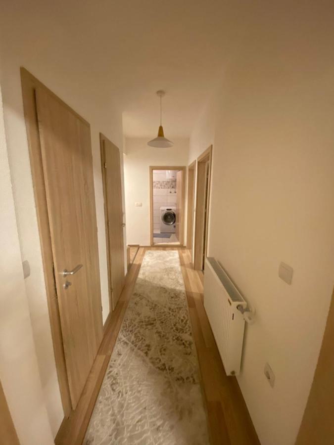 Violin 2 Bedroom Apartment Downtown Prizren Esterno foto