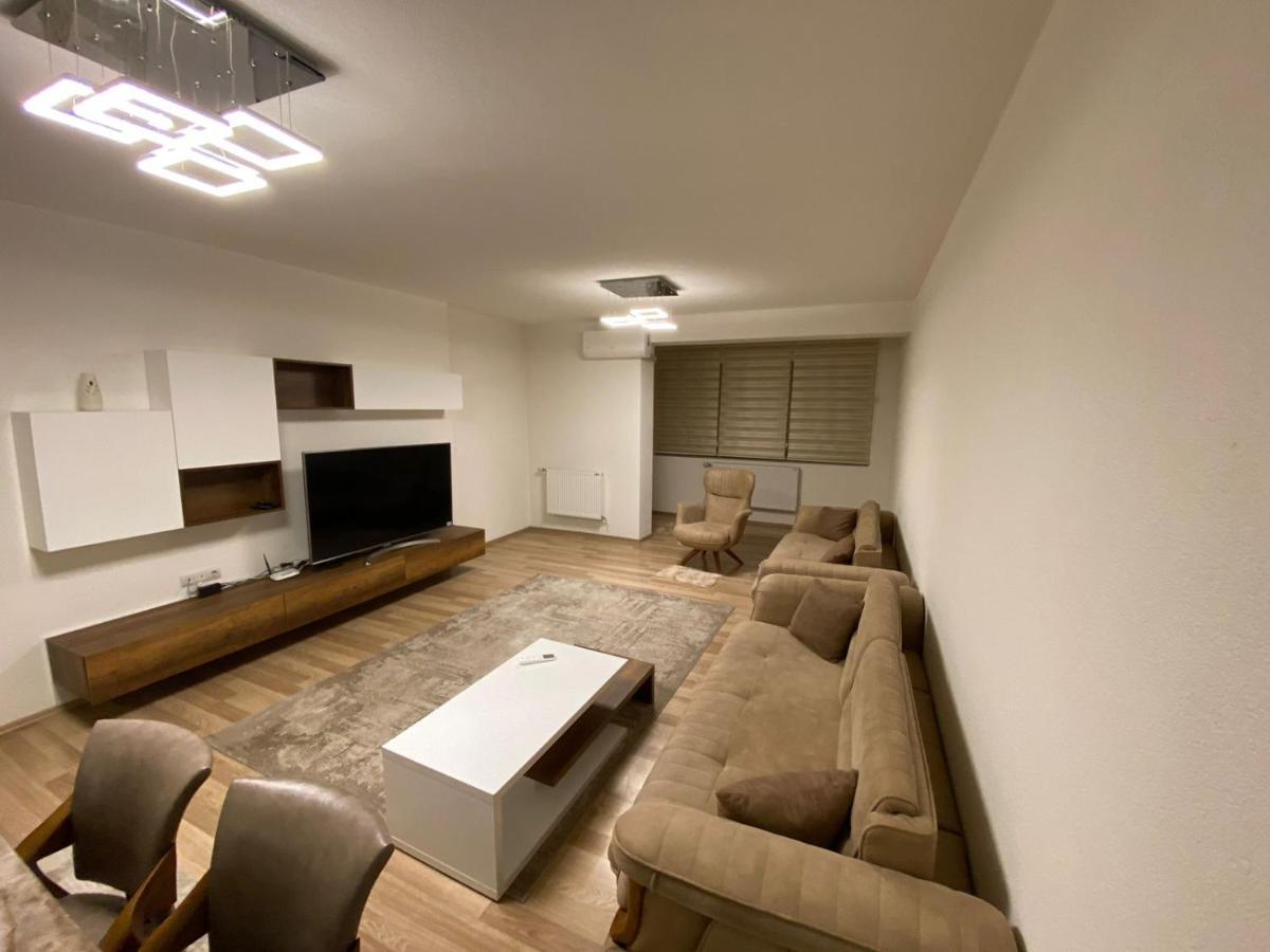 Violin 2 Bedroom Apartment Downtown Prizren Esterno foto