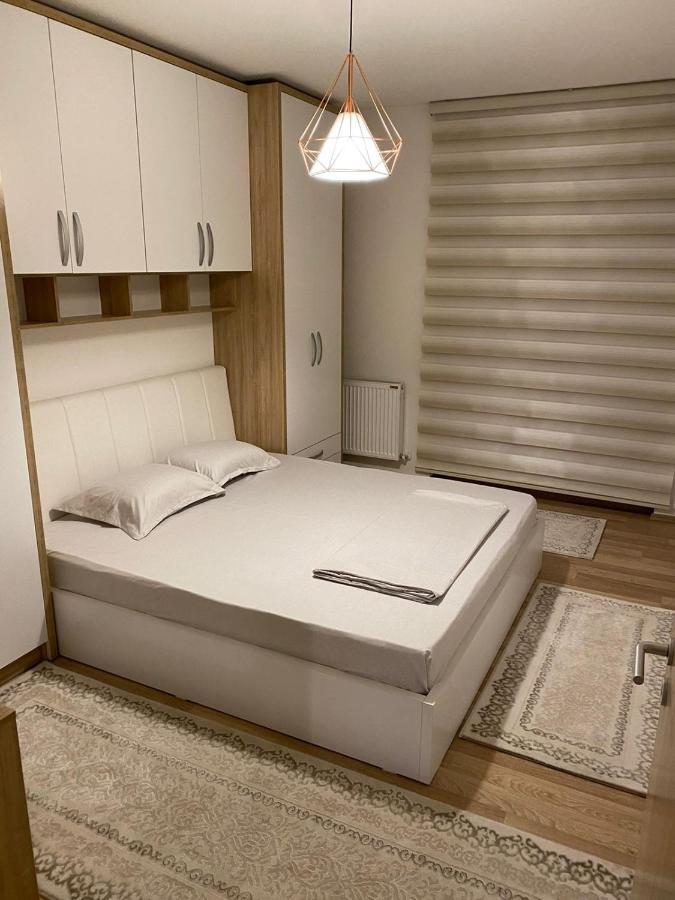 Violin 2 Bedroom Apartment Downtown Prizren Esterno foto