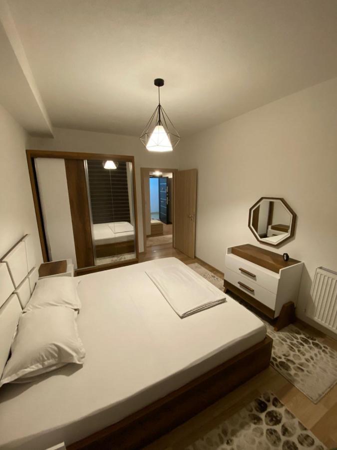 Violin 2 Bedroom Apartment Downtown Prizren Esterno foto